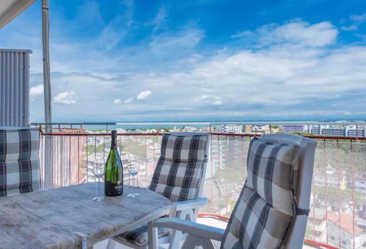 Splendido Attico, Piscina E Vista Mare Apartment Lignano Sabbiadoro Exterior photo